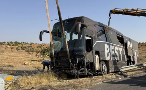 Urfa'da Yolcu Otobüsü Devrildi 27 Kişi  Yaralandı